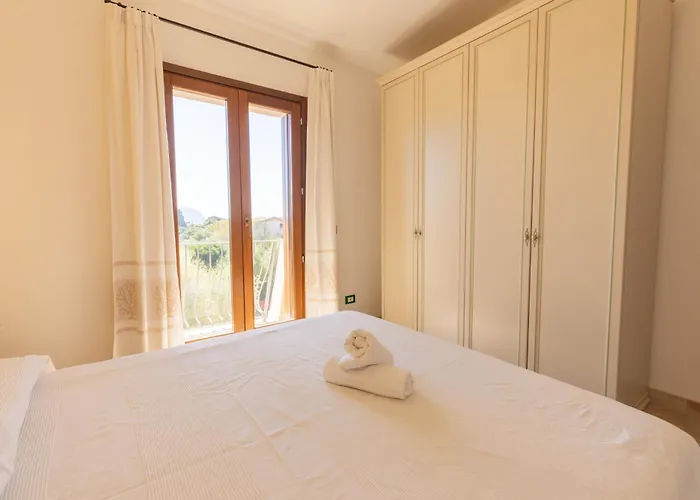 Charming With Two Beds -2 Minutes To The Beach- Pensión Olbia
